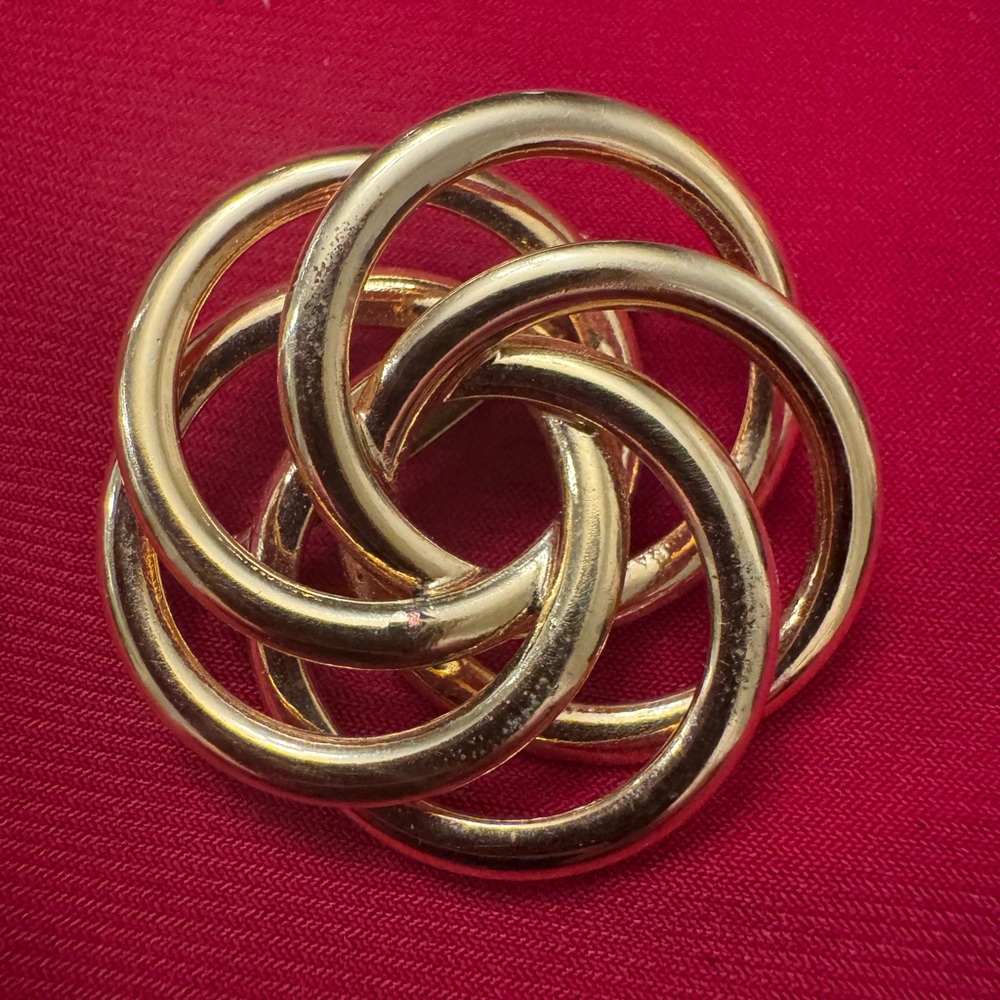 Napier Knot Brooch